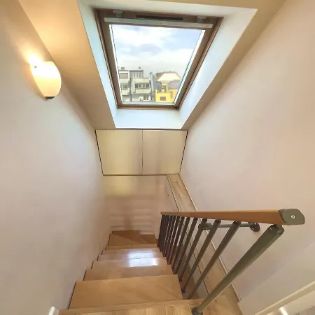 Unique Luxurious Jacuzzi Penthouse Duplex In Center! 2 Baths! Free Parking! Σόφια