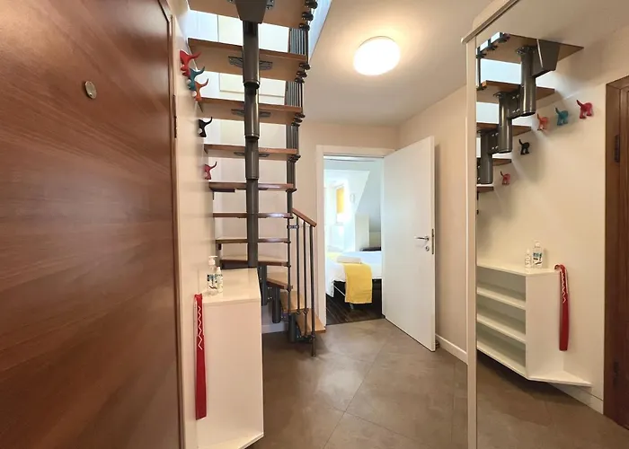 Unique Luxurious Jacuzzi Penthouse Duplex In Center! 2 Baths! Free Parking! Apartment Sofia