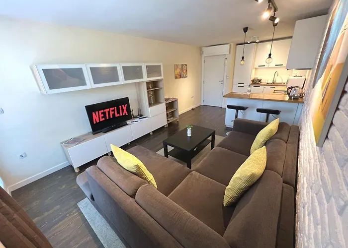 Apartment Unique Luxurious Jacuzzi Penthouse Duplex In Center! 2 Baths! Free Parking! Sofia