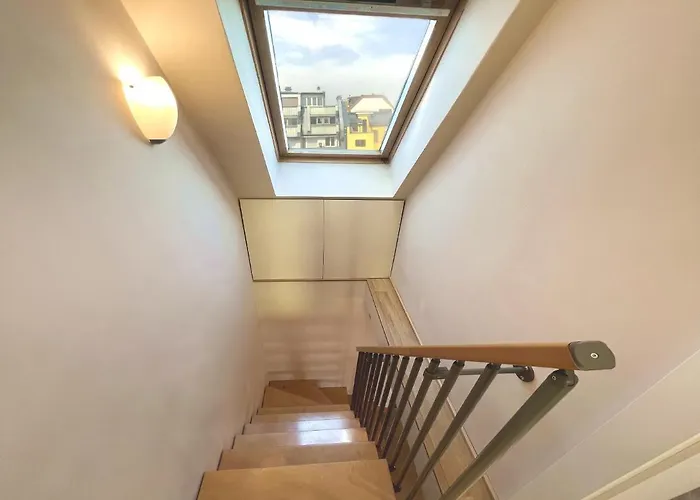 Unique Luxurious Jacuzzi Penthouse Duplex In Center! 2 Baths! Free Parking! Sofia