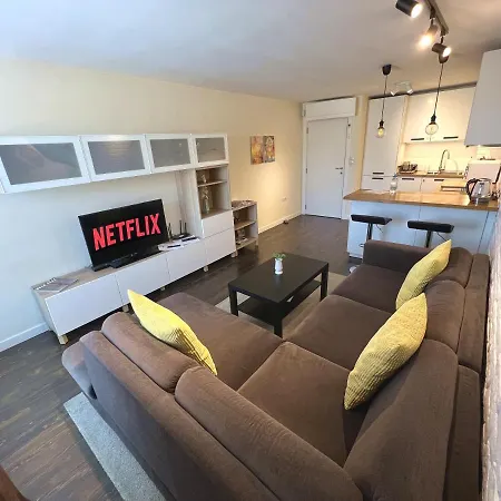 아파트 Unique Luxurious Jacuzzi Penthouse Duplex In Center! 2 Baths! Free Parking! 소피아